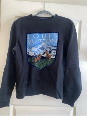 Louis Vuitton Black Crewneck Sweatshirt with Mountain Logo Patch